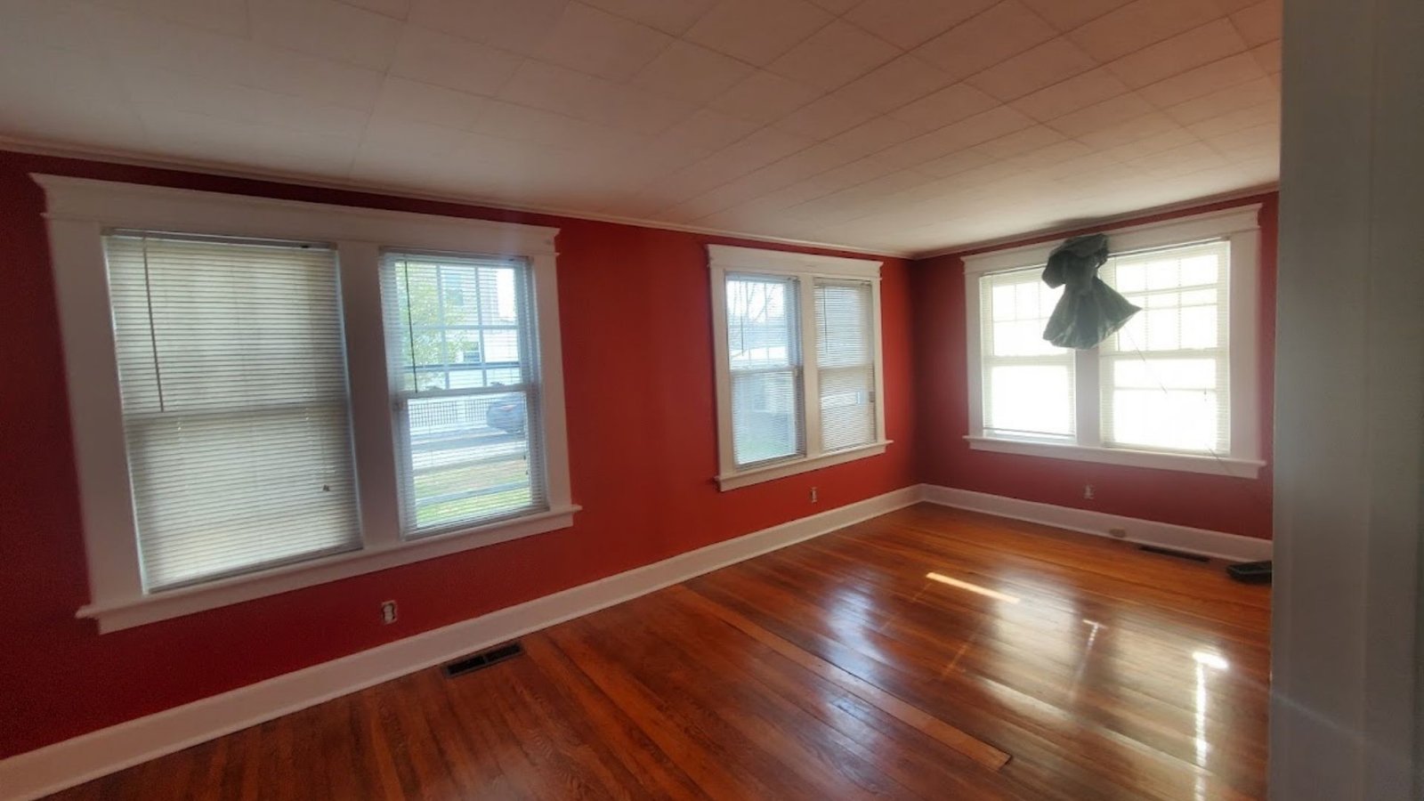 Interior Painting & Room Refresh photo 4